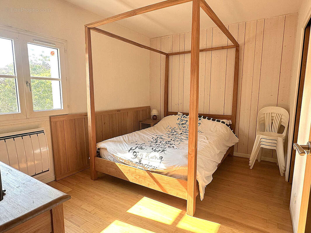 Appartement à MONTIGNY-LE-BRETONNEUX