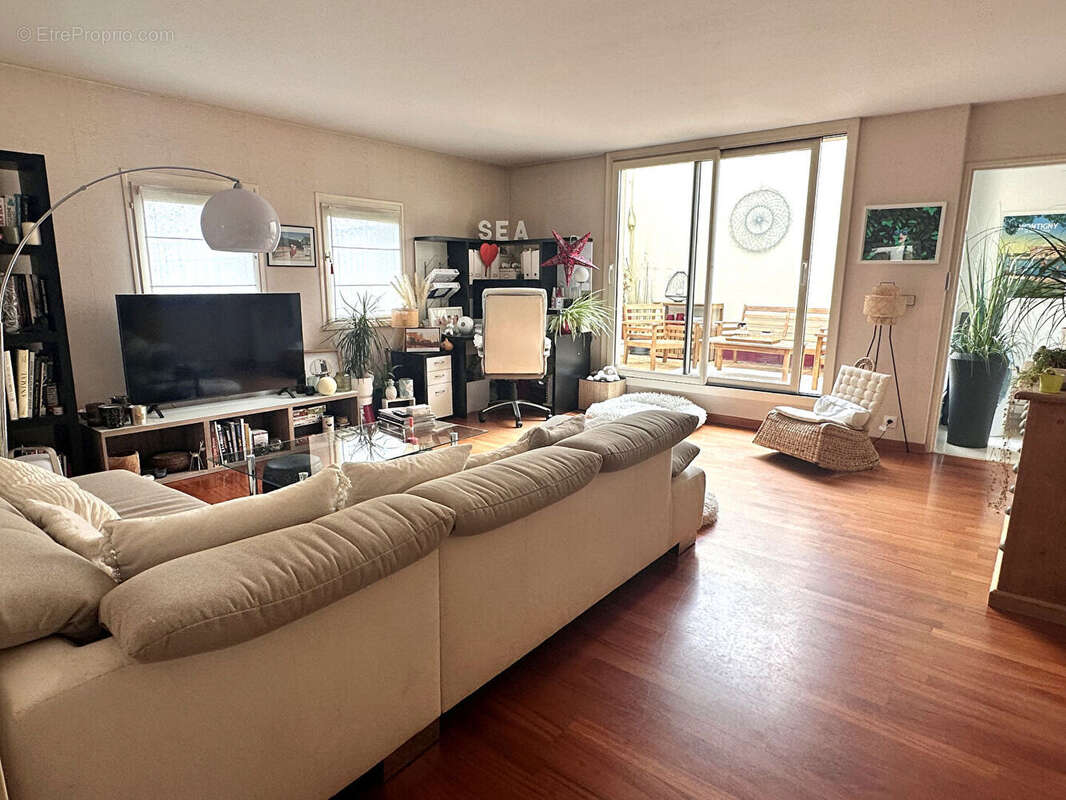 Appartement à MONTIGNY-LE-BRETONNEUX