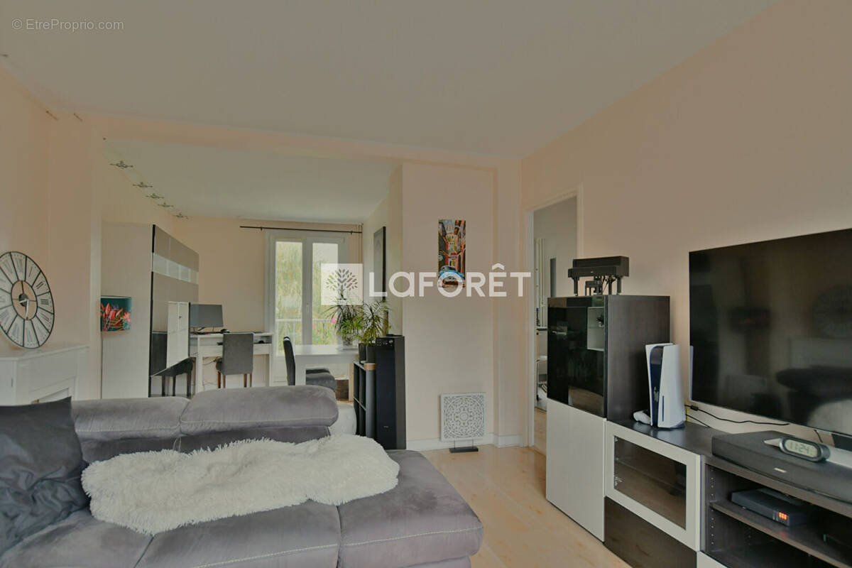 Appartement à RUEIL-MALMAISON