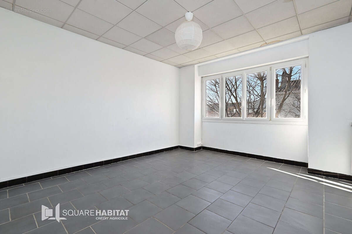 Appartement à MARSEILLE-15E