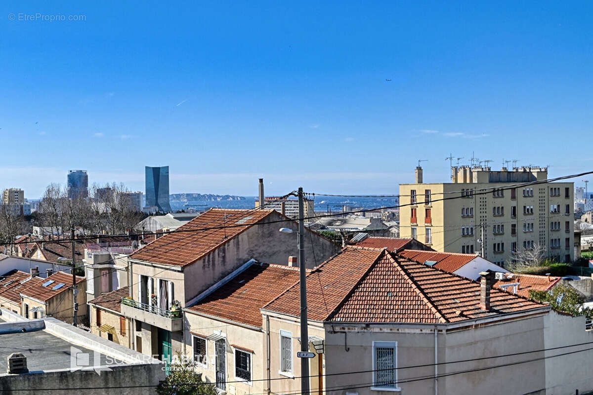 Appartement à MARSEILLE-14E