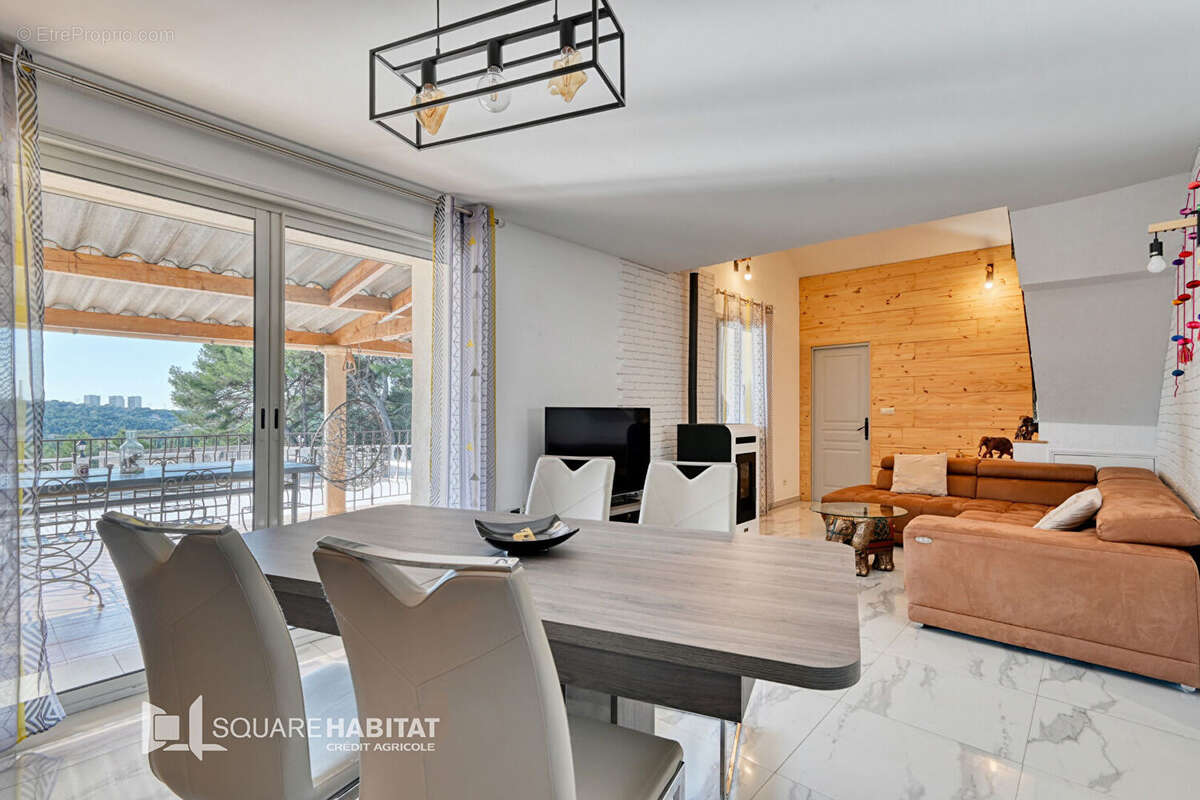 Maison à SEPTEMES-LES-VALLONS