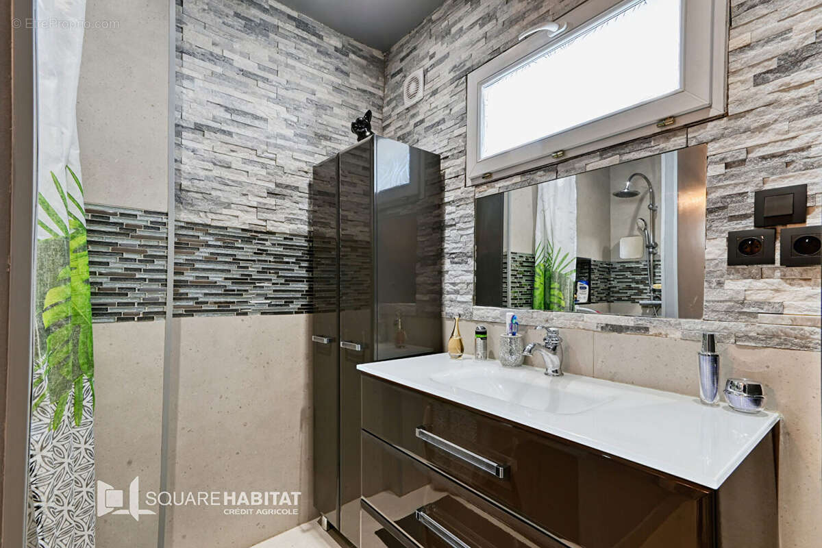 Maison à SEPTEMES-LES-VALLONS