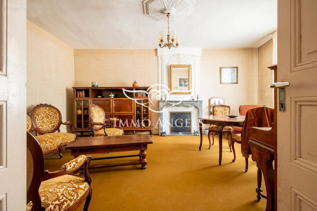 Maison à MONTPEYROUX