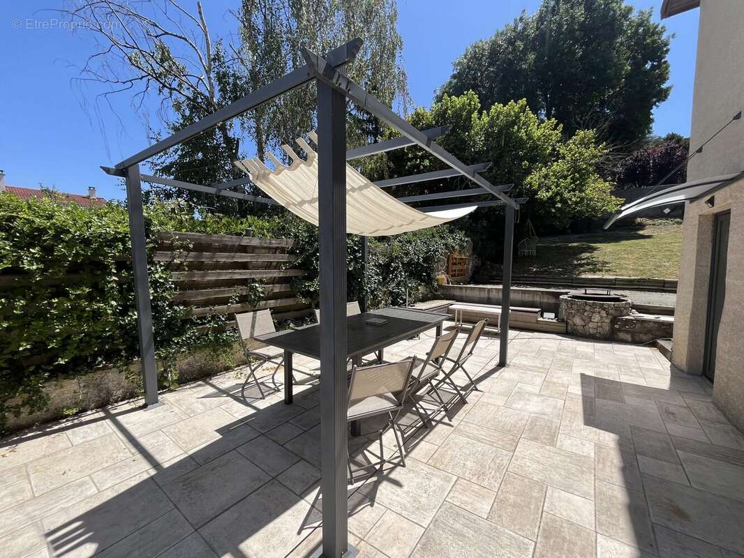 Maison à SAINT-ETIENNE