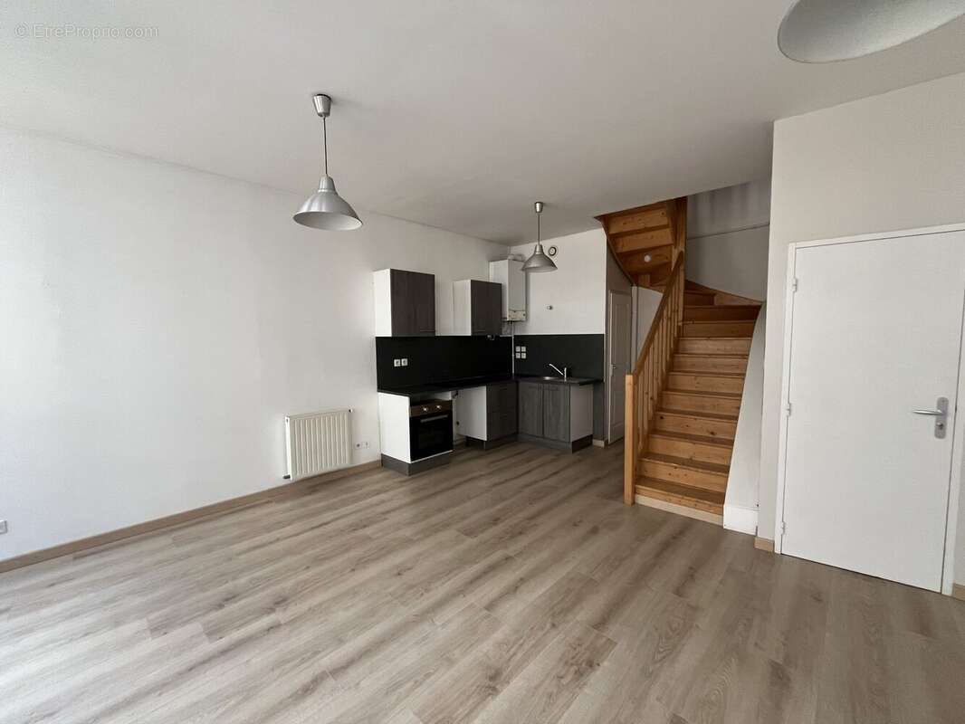 Appartement à SAINT-ETIENNE