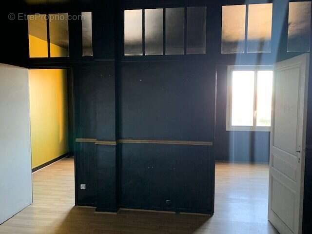 Commerce à ANGOULEME