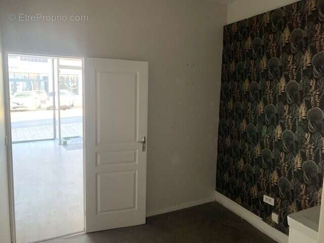 Commerce à ANGOULEME