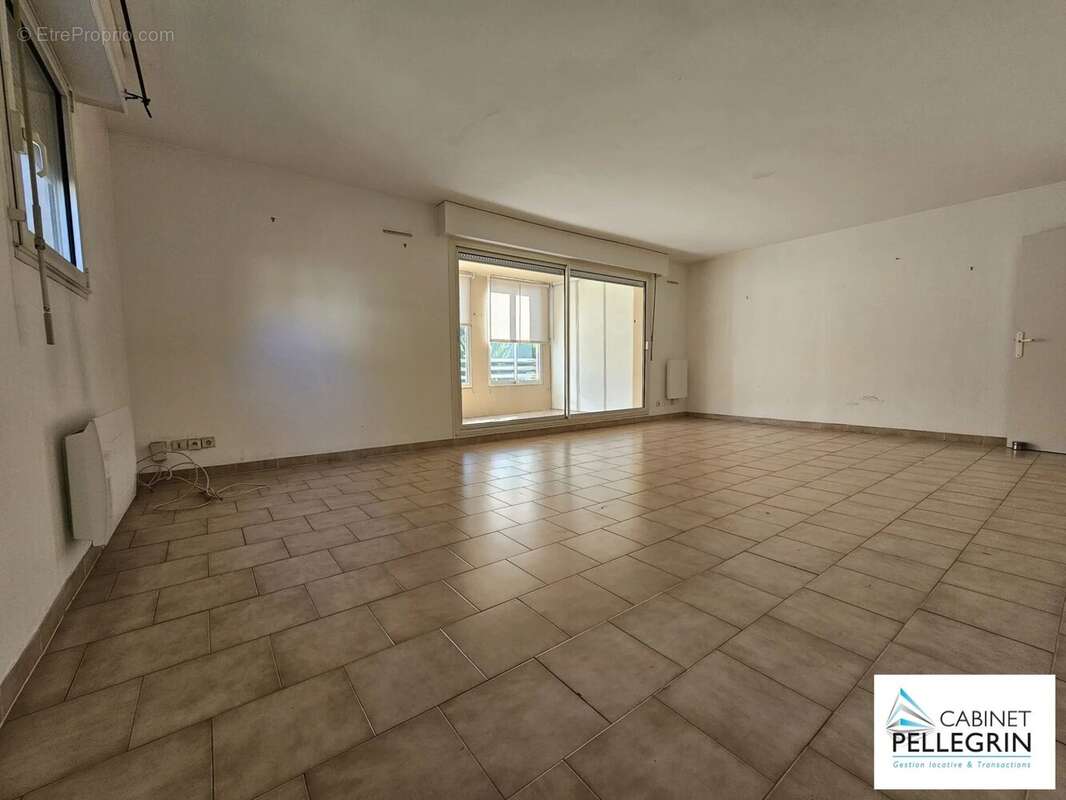 Appartement à MARSEILLE-9E