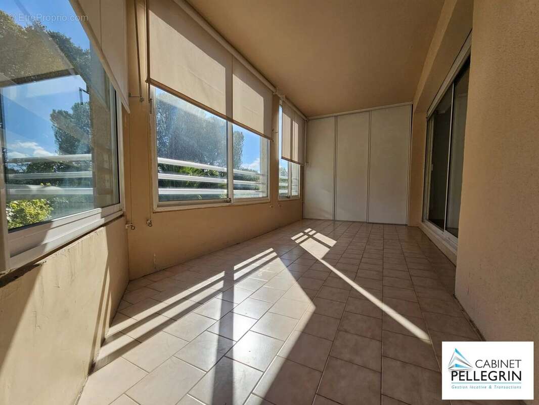 Appartement à MARSEILLE-9E