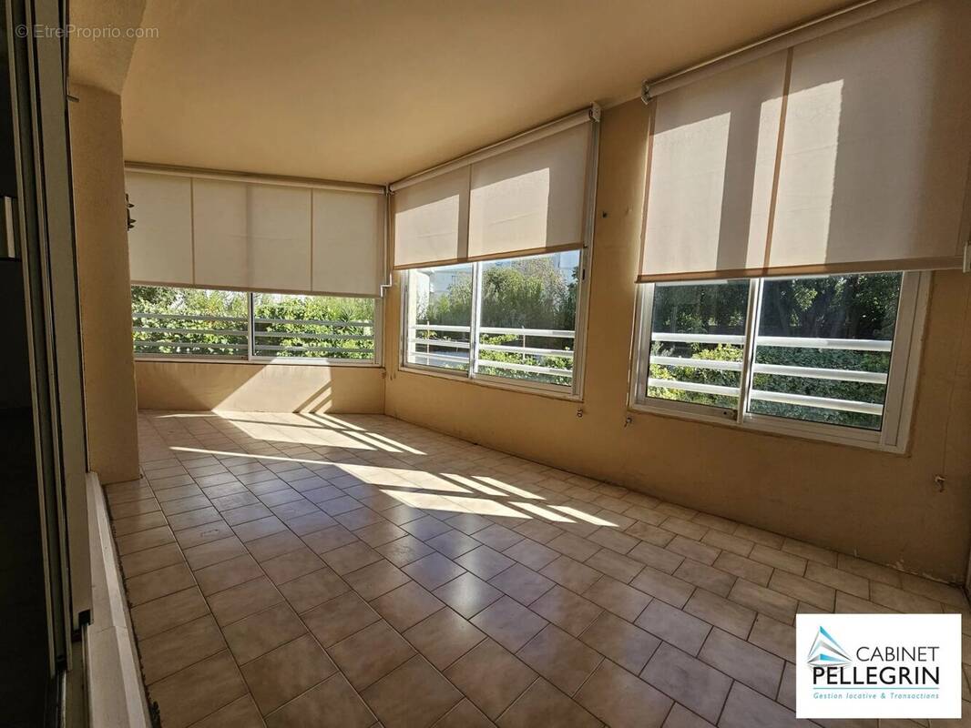 Appartement à MARSEILLE-9E