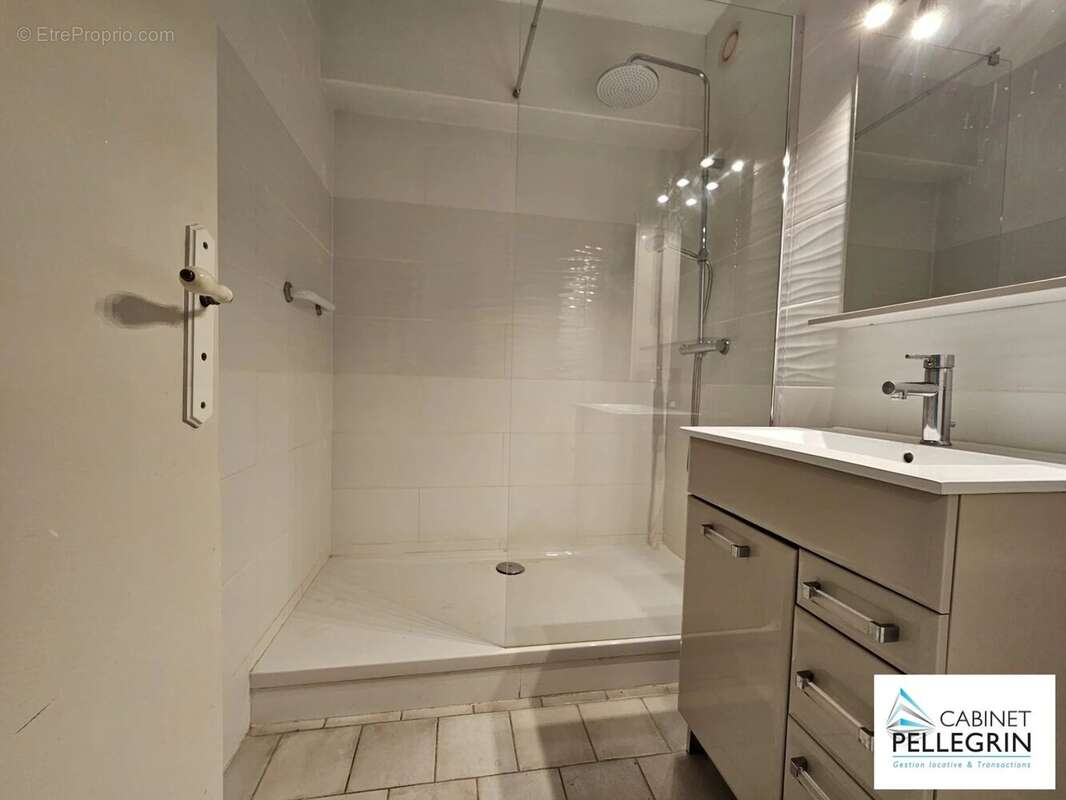 Appartement à MARSEILLE-9E