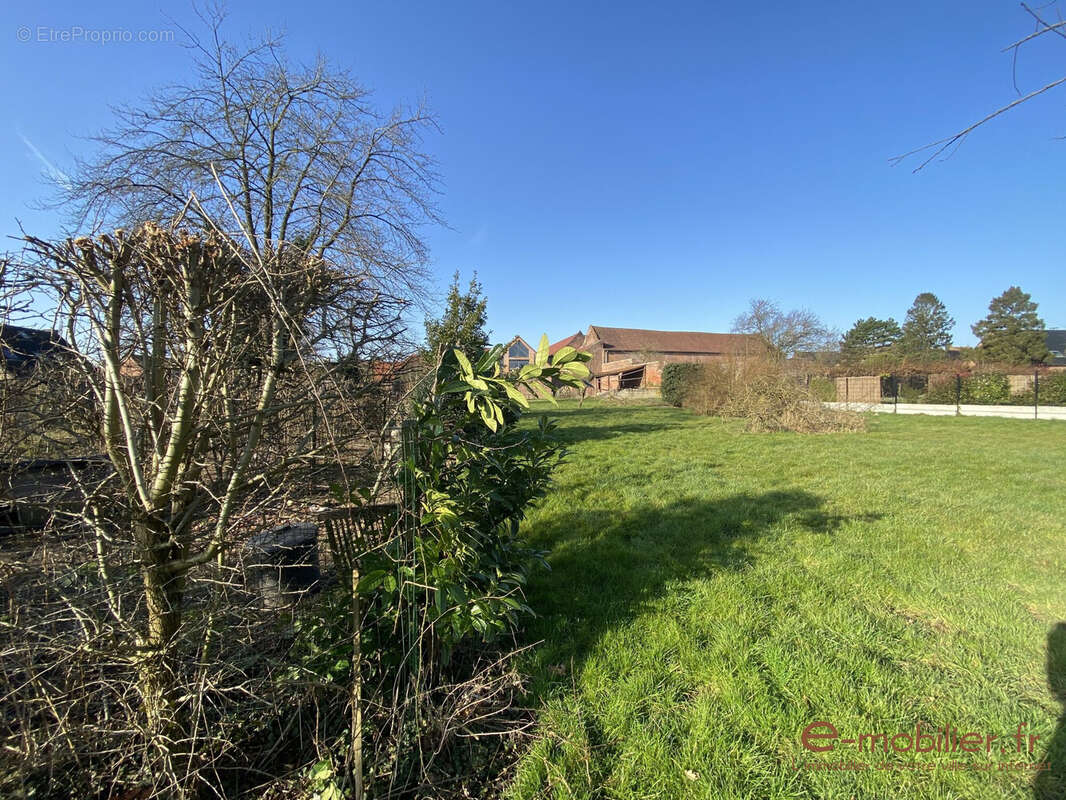 Terrain à CAPPELLE-EN-PEVELE