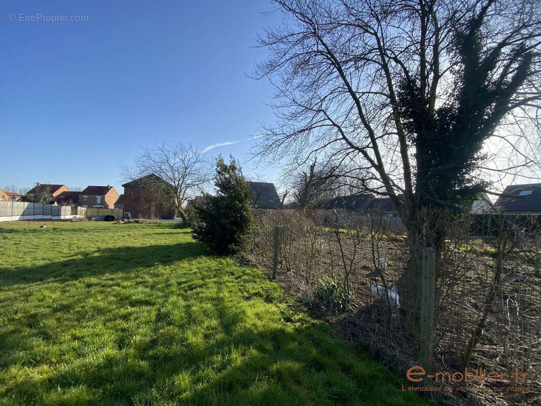 Terrain à CAPPELLE-EN-PEVELE