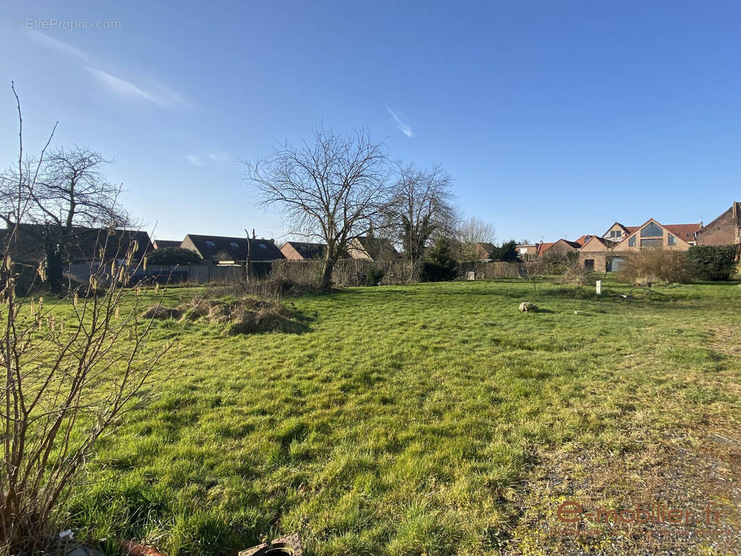 Terrain à CAPPELLE-EN-PEVELE