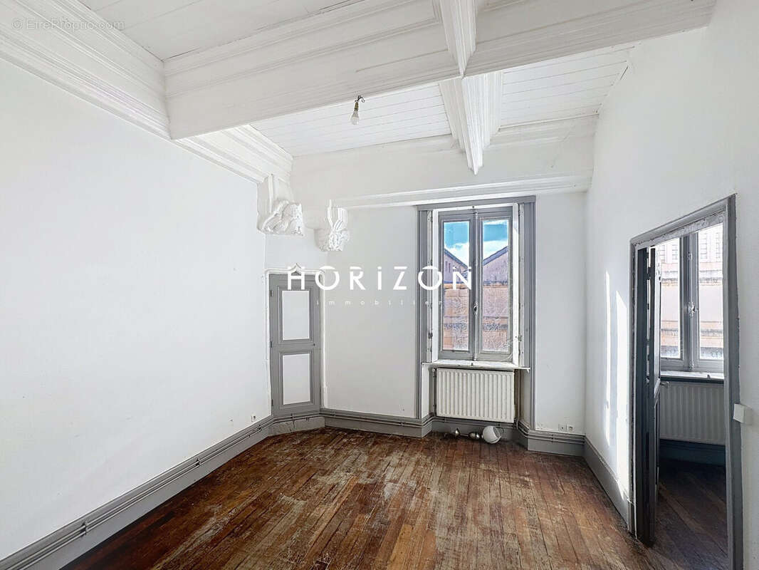 Appartement à PONT-DE-VAUX