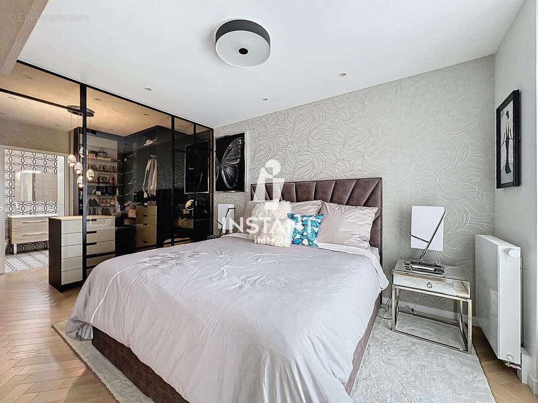 Appartement à SAINTE-GENEVIEVE-DES-BOIS