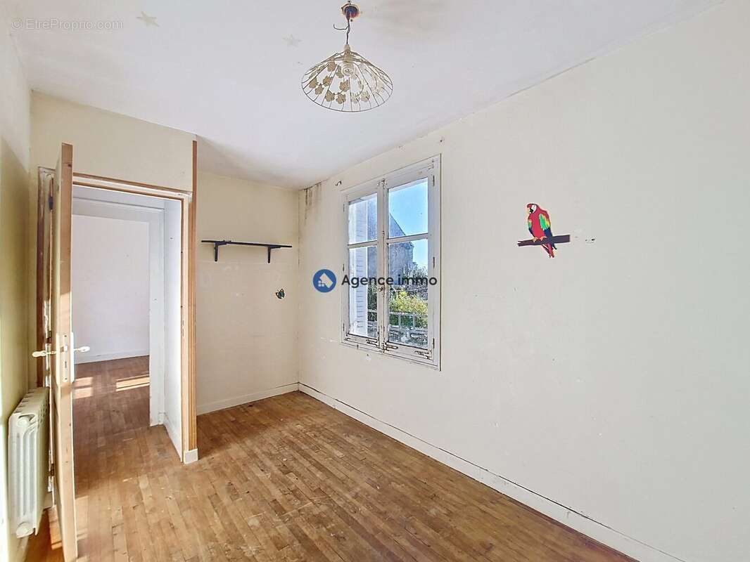 Maison à CHATEAU-LA-VALLIERE