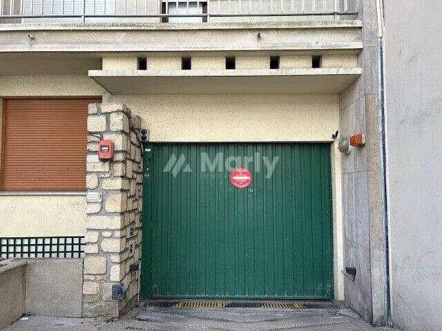 Parking à PARIS-15E