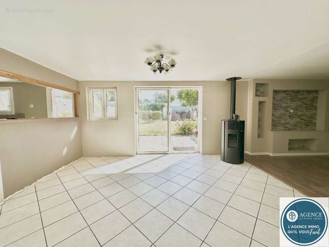 Maison à SAINT-RAMBERT-D&#039;ALBON