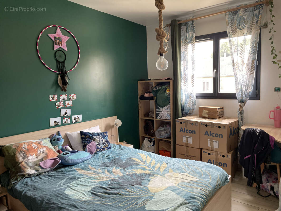 Maison à LE MAYET-DE-MONTAGNE