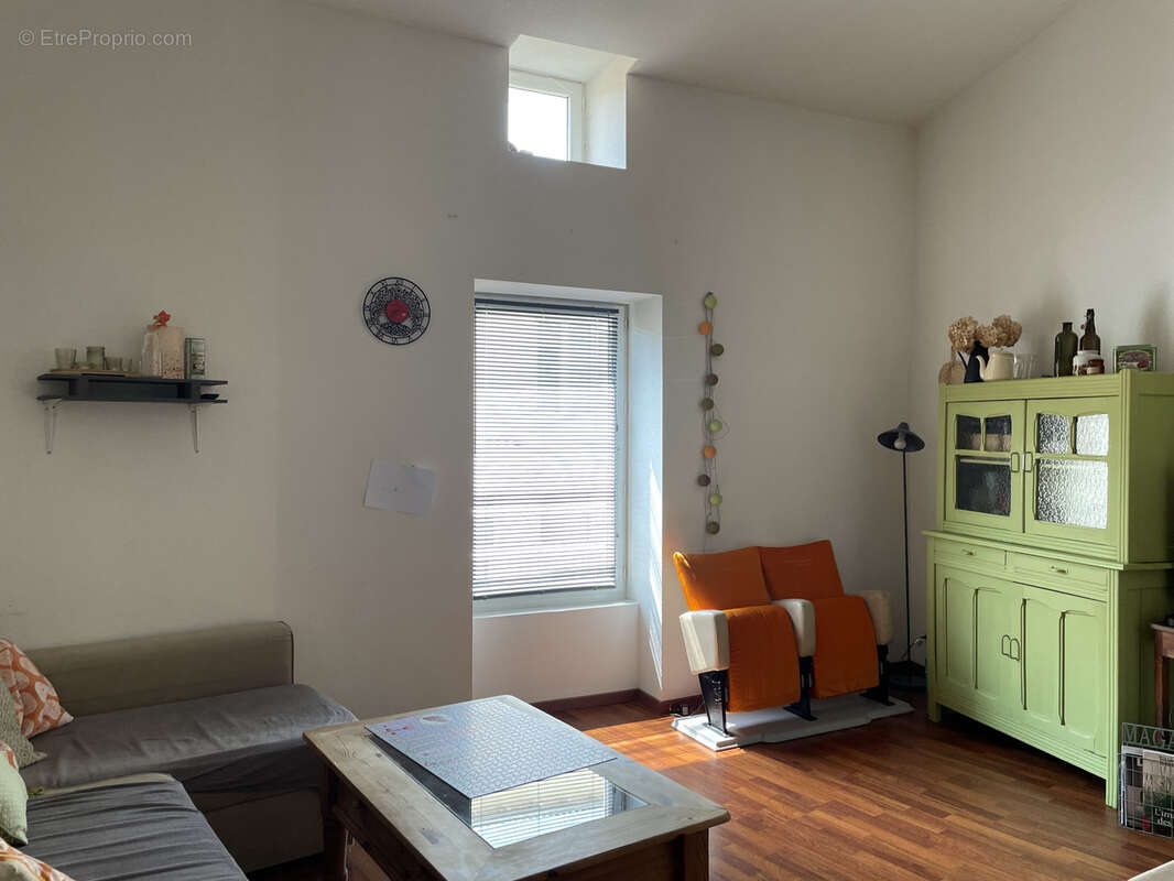 Maison à SAINT-JUST-EN-CHEVALET