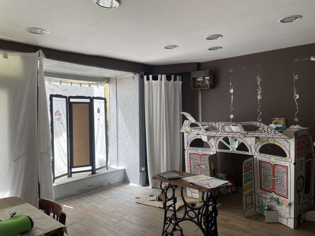 Maison à SAINT-JUST-EN-CHEVALET