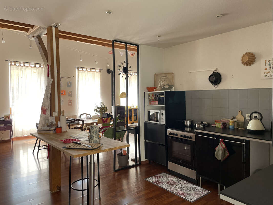 Maison à SAINT-JUST-EN-CHEVALET