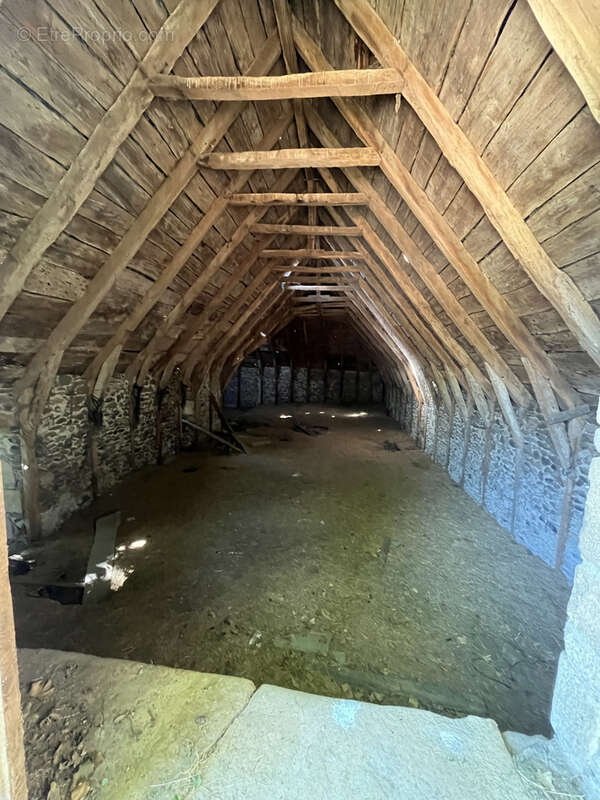 Maison à SAINT-GENIEZ-D&#039;OLT