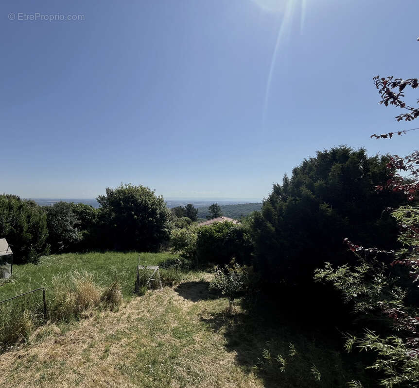 Maison à POLEYMIEUX-AU-MONT-D&#039;OR