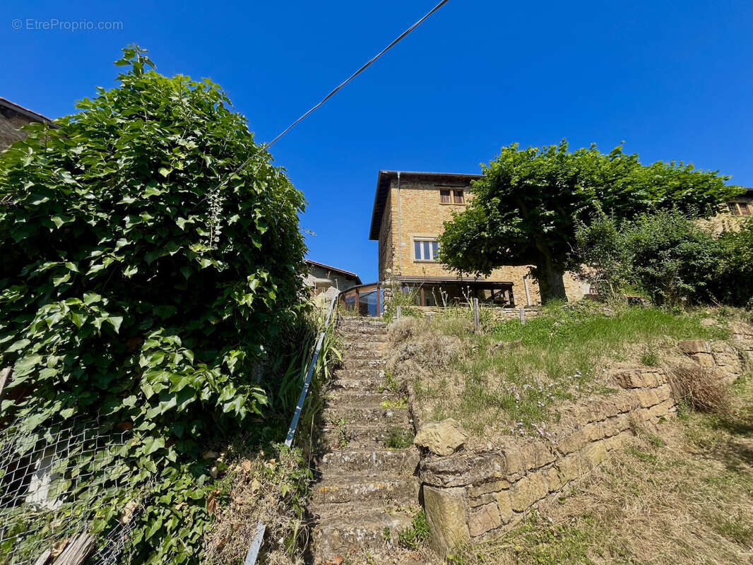 Maison à POLEYMIEUX-AU-MONT-D&#039;OR