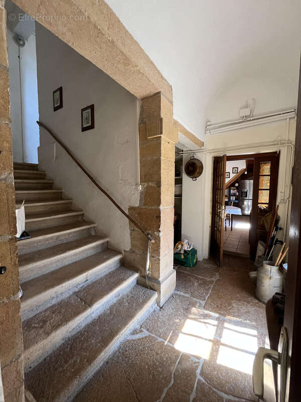 Maison à POLEYMIEUX-AU-MONT-D&#039;OR