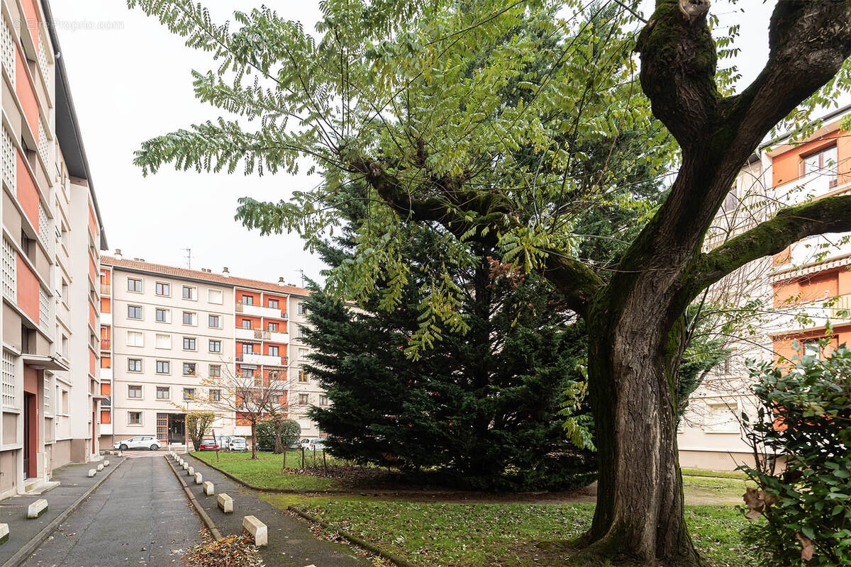 Appartement à VILLEURBANNE