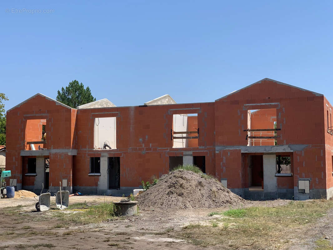 Maison à SAINT-JEAN-D&#039;ILLAC