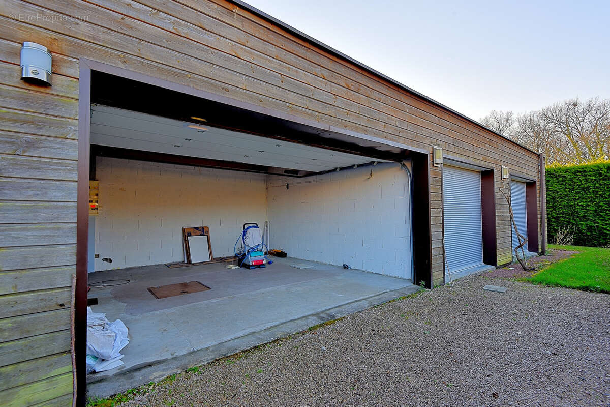 Maison à FARGUES-SAINT-HILAIRE
