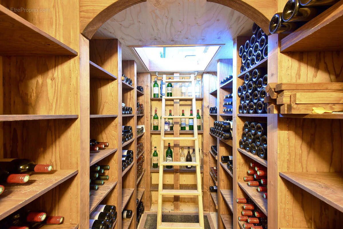 Maison à FARGUES-SAINT-HILAIRE