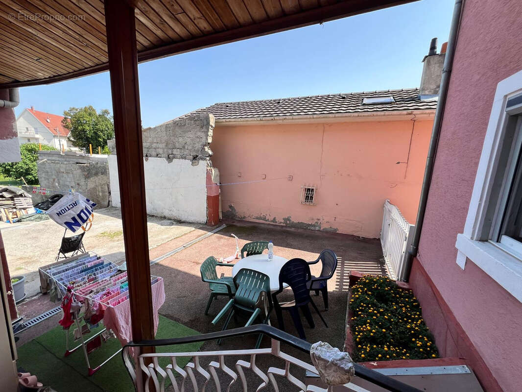 Appartement à VILLAGE-NEUF