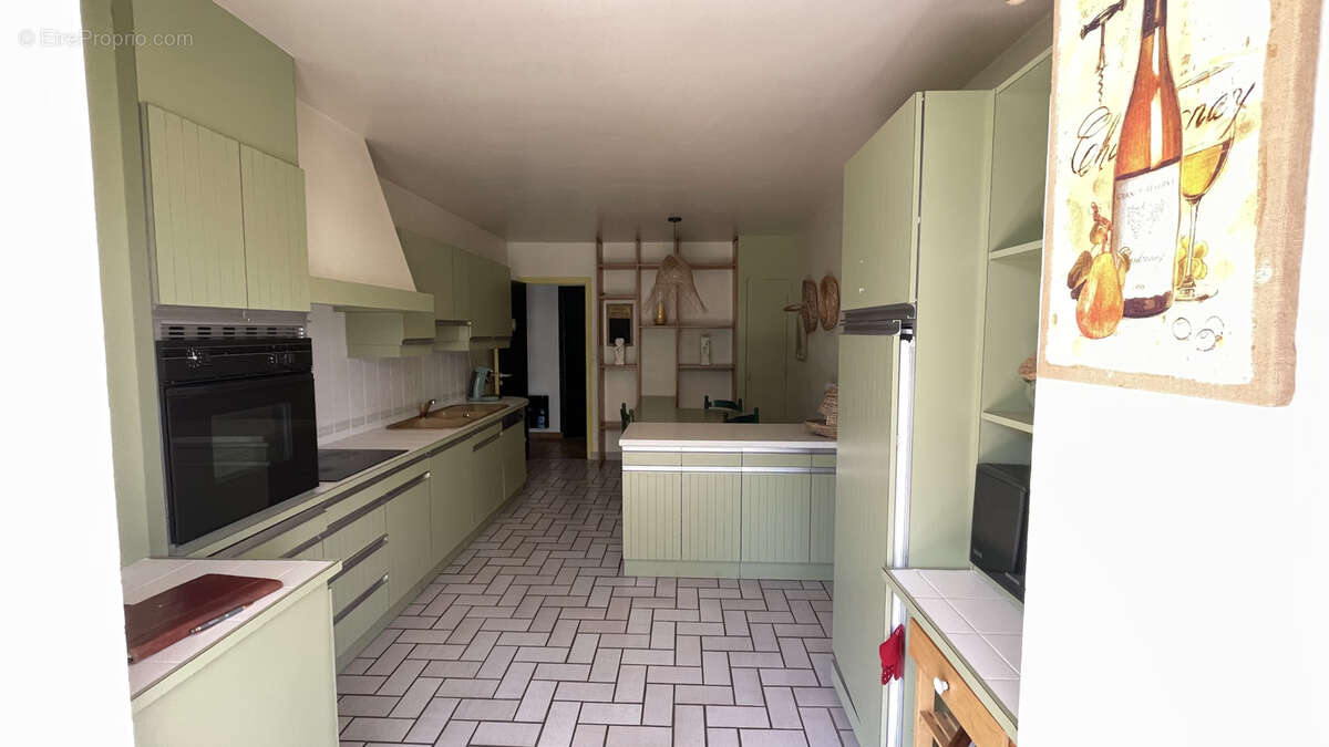 Maison à LE RELECQ-KERHUON