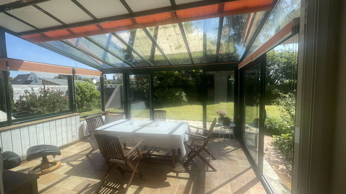 Maison à LE RELECQ-KERHUON