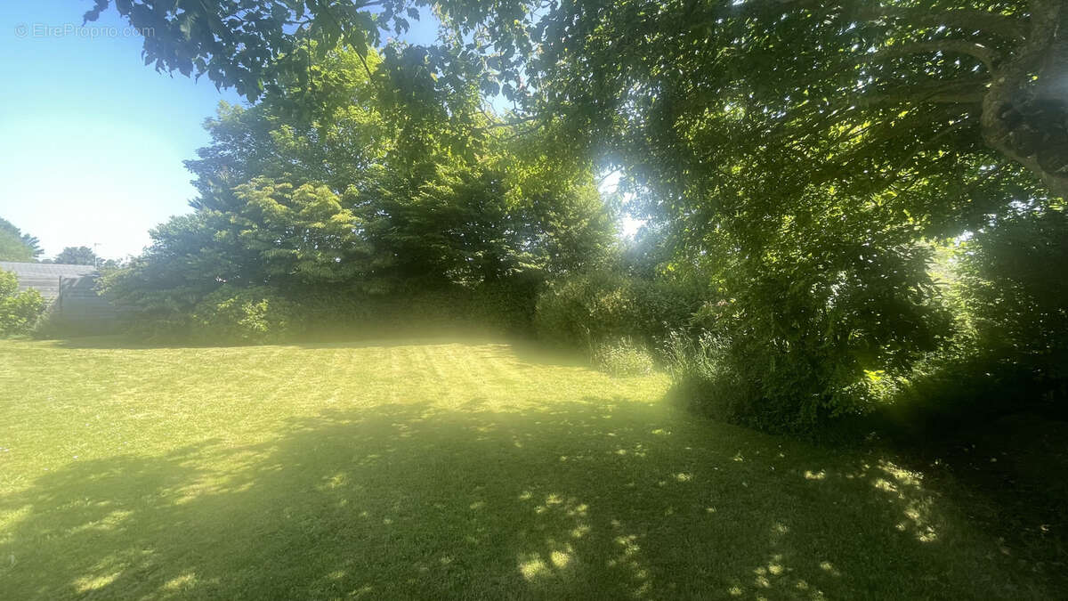 Maison à LE RELECQ-KERHUON