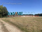 Terrain à REUILLY