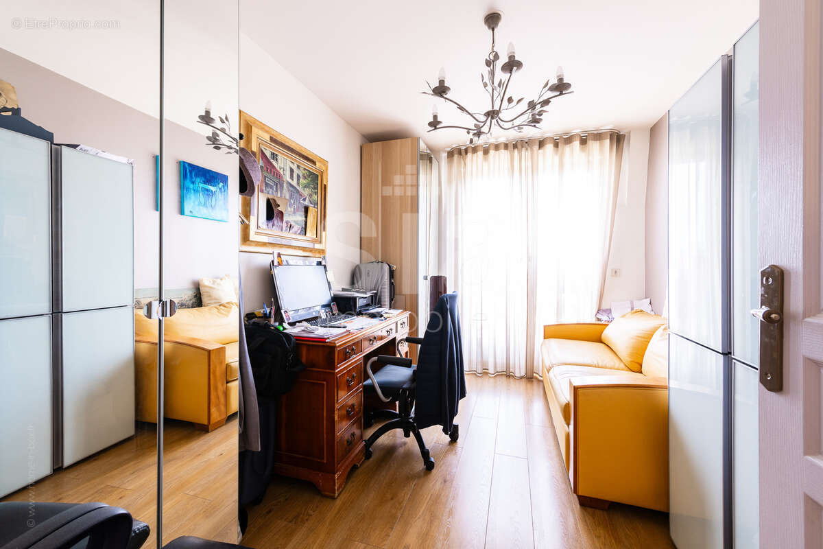 Appartement à LIVRY-GARGAN