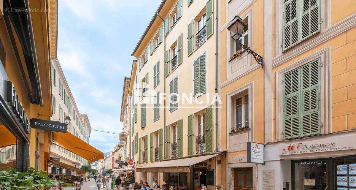 Appartement à MENTON