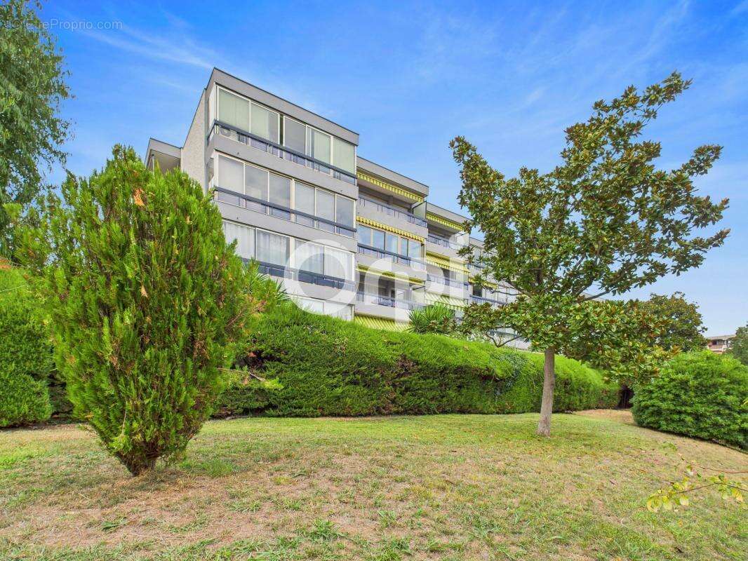 Appartement à MANDELIEU-LA-NAPOULE