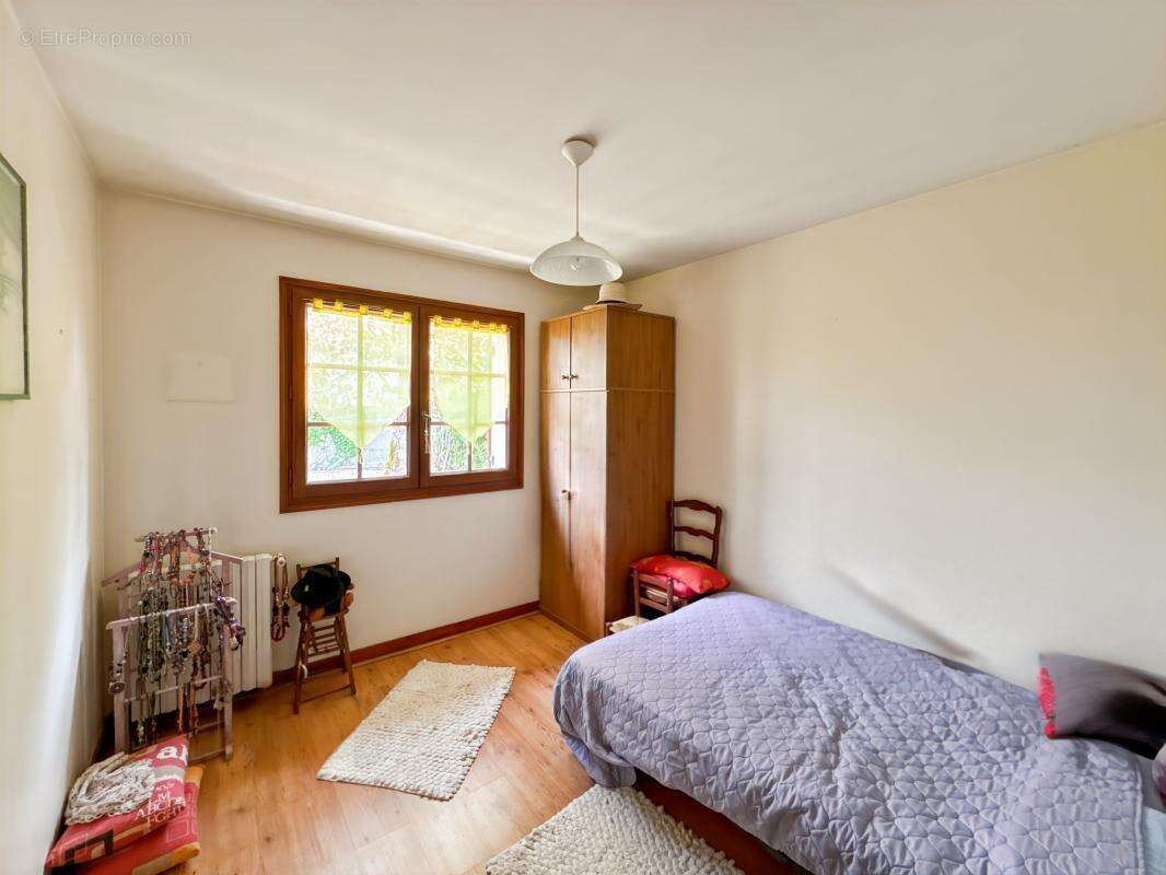 Maison à SAINT-ASTIER