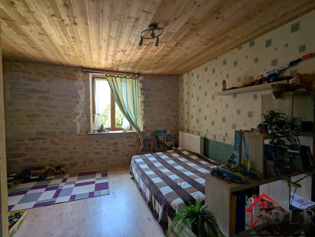 Maison à PIERRECOURT