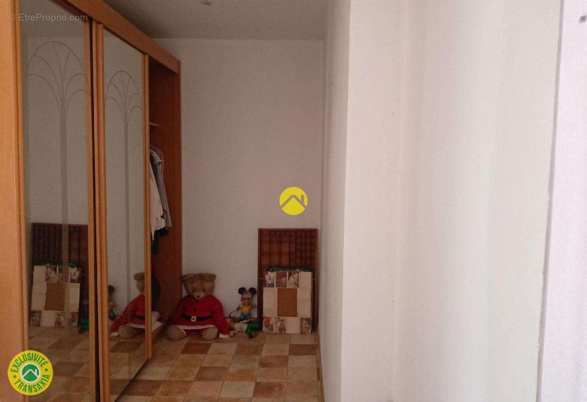 Maison à MONTACHER-VILLEGARDIN