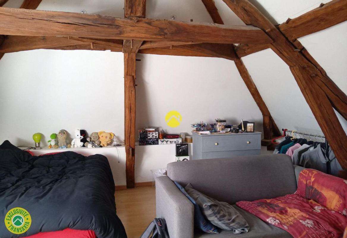 Maison à MONTACHER-VILLEGARDIN