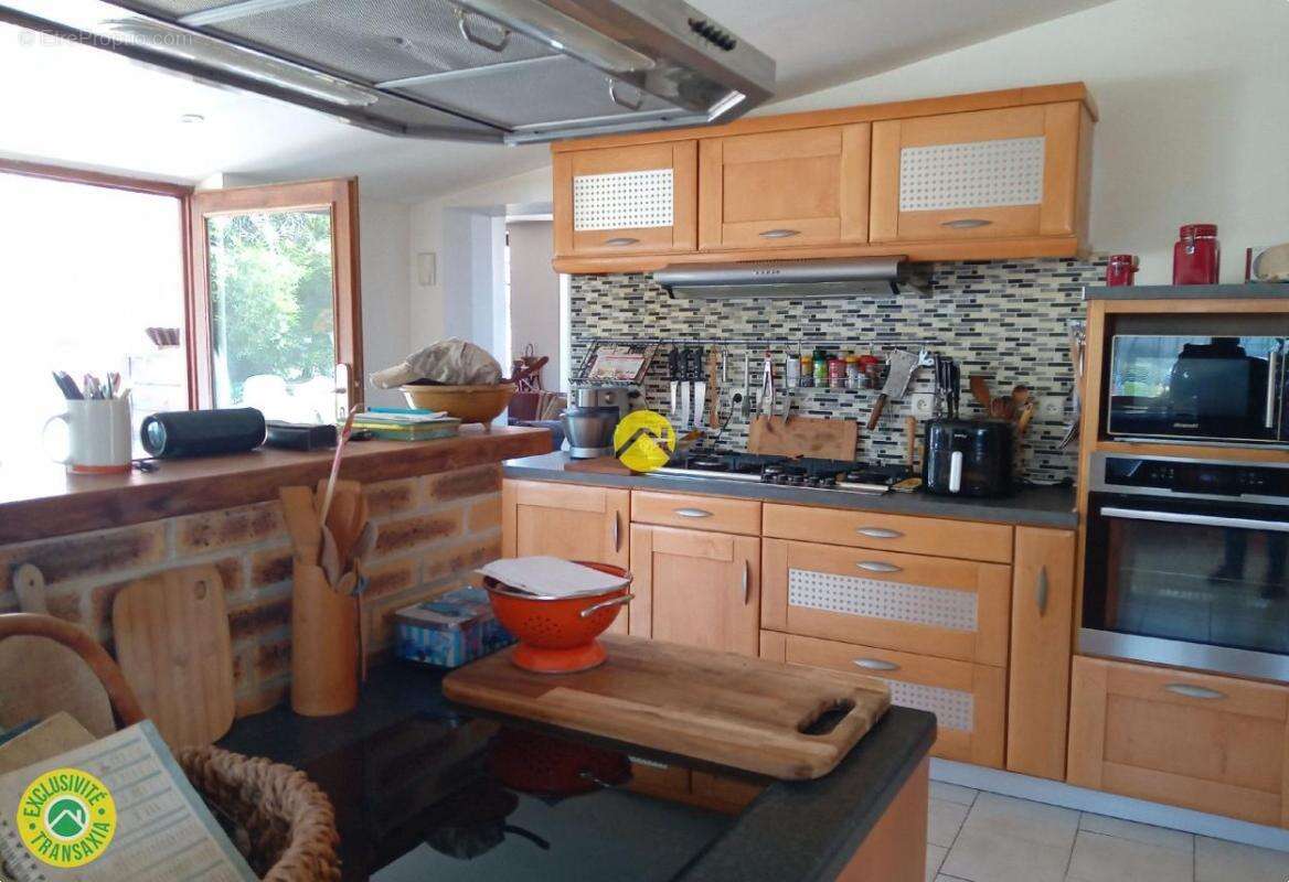 Maison à MONTACHER-VILLEGARDIN