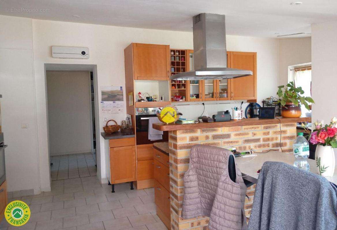 Maison à MONTACHER-VILLEGARDIN